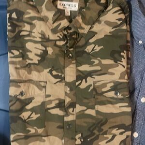 Men Express short sleeve button ups bundle of 3